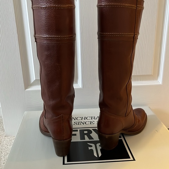 Leather boots - Picture 4 of 5